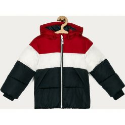 Name it - Kurtka dziecięca 80-104 cm. Czerwone kurtki chłopięce Name it, bez wzorów, z poliesteru, krótkie, z kapturem. Za 189,90 zł.