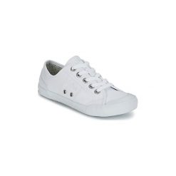 Buty TBS OPIACE. Białe trampki i tenisówki damskie TBS, bez wzorów, bez zapięcia. Za 179,00 zł.