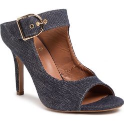 Klapki BALDOWSKI - D03090-3436-003 Summer Jeans. Niebieskie klapki damskie Baldowski, bez wzorów, z jeansu, bez obcasa, na obcasie. Za 469,00 zł.