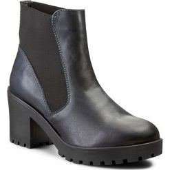 Botki DOLCE PIETRO - 0830-009-01-5 Granat. Niebieskie botki damskie na obcasie marki Dolce Pietro, z materiału. W wyprzedaży za 199,00 zł.