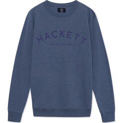 Bluza w kolorze niebieskim. Niebieskie bluzy męskie Hackett London, xl, z nadrukiem, z bawełny, z okrągłym kołnierzem, bez rękawów, bez kaptura. W wyprzedaży za 179,95 zł.