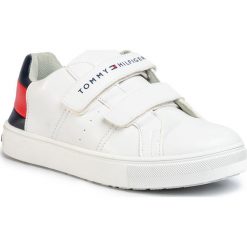 Sneakersy TOMMY HILFIGER - Low Cut Velcro Sneaker T3B4-30719-0193 S White/Blue/Red Y003. Białe trampki chłopięce TOMMY HILFIGER, na rzepy. W wyprzedaży za 299,00 zł.