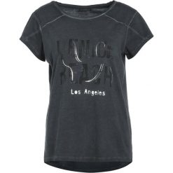 Venice Beach CALASKA Tshirt z nadrukiem black. Czarne t-shirty damskie Venice Beach, xl, z nadrukiem, z bawełny. Za 169,00 zł.