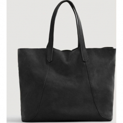 Mango - Torebka skórzana Julia. Czarne shopper bag damskie Mango, z bawełny, do ręki, duże, zamszowe. Za 159,90 zł.