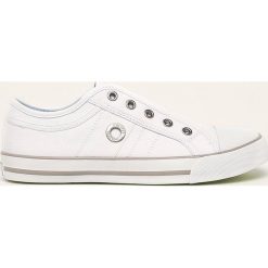 S. Oliver - Tenisówki. Białe trampki i tenisówki damskie S.Oliver, bez wzorów, z gumy, bez zapięcia. Za 149,90 zł.