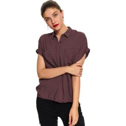 Bluzka w mikrowzorek. Czerwone bluzki damskie na zimę, z tkaniny, eleganckie. W wyprzedaży za 29,99 zł.