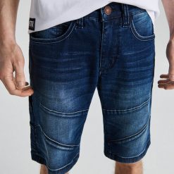 Jeansowe szorty comfort - Granatowy. Niebieskie spodenki i szorty męskie Cropp, m, bez wzorów, z jeansu. Za 119,99 zł.