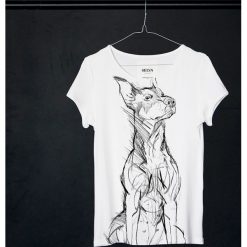 Doberman Pinscher t-shirt woman. T-shirty damskie Pakamera, bez wzorów, z wiskozy, klasyczne, z klasycznym kołnierzykiem. Za 129,00 zł.