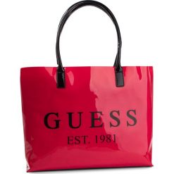 Torebka GUESS - E92Z15 BP003 G5C7. Czerwone torebki klasyczne damskie marki Guess, z aplikacjami, z tworzywa sztucznego, duże. Za 259,00 zł.