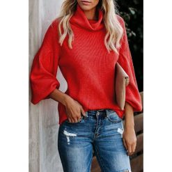 Sweter TILOMA RED. Czerwone bluzy damskie IVET, bez wzorów, z długim rękawem, długie, bez kaptura. W wyprzedaży za 59,00 zł.