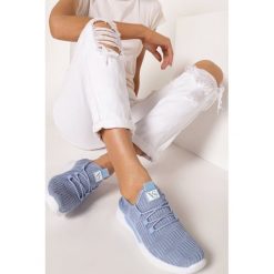 Niebieskie Buty Sportowe Westtide. Niebieskie buty sportowe damskie Born2be, bez wzorów, z dresówki, sportowe. Za 59,99 zł.