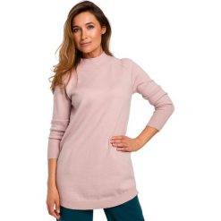 Sweter tunika - różowy. Różowe tuniki damskie Style, s, bez wzorów, z poliesteru, z długim rękawem, długie, bez kaptura. W wyprzedaży za 149,00 zł.