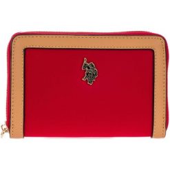 U.S. POLO ASSN. portfel damski New Houston czerwony. Czerwone portfele damskie U.S. Polo Assn., bez wzorów. Za 189,00 zł.