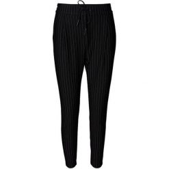 Vero Moda Spodnie damskie Eva Mr Loose Pinstripe Pants Noos "32 BlackWhite (rozmiar S). Jeansy damskie Vero Moda, s, bez wzorów, z jeansu. W wyprzedaży za 98,00 zł.