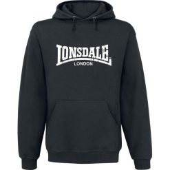 Lonsdale London Wolterton Bluza z kapturem czarny. Czarne bluzy męskie marki Lonsdale London, xl, z nadrukiem, z kapturem, bez rękawów, z kapturem. Za 144,90 zł.