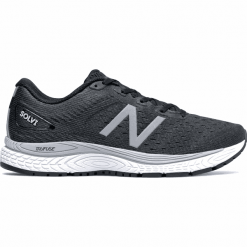 New Balance Solvi v2 - MSOLVBW2. Buty sportowe męskie New Balance, z gumy, bez zapięcia, tenisowe. Za 429,99 zł.