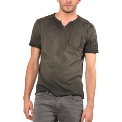 T-shirty męskie: Gładki T-shirt z dekoltem w serek i krótkim rękawem
