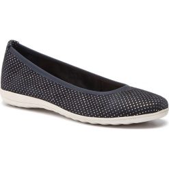 Baleriny CAPRICE - 9-22142-22 Navy Dots Sue 811. Niebieskie baleriny damskie Caprice, bez wzorów, ze skóry, klasyczne, bez obcasa, na płaskiej podeszwie. Za 199,90 zł.