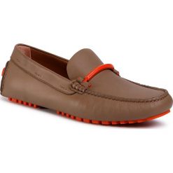Mokasyny BOSS - Driver 0425096 10218855 01 Light/Pastel Brown 230. Pomarańczowe mokasyny męskie Boss, ze skóry. W wyprzedaży za 899,00 zł.