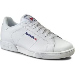 Buty Reebok - Npc II 1354 White/White. Białe sneakersy męskie Reebok, na co dzień, bez wzorów, ze skóry, klasyczne, bez zapięcia. W wyprzedaży za 219,00 zł.