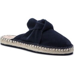 Espadryle MARC O'POLO - 903 15153801 300 Navy 890. Niebieskie espadryle damskie Marc O'Polo, bez wzorów, ze skóry, bez obcasa. W wyprzedaży za 229,00 zł.