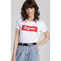 Biały T-shirt Tereia. Białe bluzki damskie Renee, s, z napisami, z jeansu, klasyczne, z okrągłym kołnierzem, z krótkim rękawem. Za 49,99 zł.