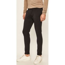 Tailored & Originals - Spodnie. Niebieskie spodnie męskie Tailored & Originals, s, bez wzorów, z elastanu. W wyprzedaży za 219,90 zł.