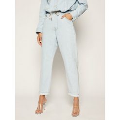 Jeansy Regular Fit Lee Elasticated Mom L30MGGQB. Niebieskie jeansy damskie Lee, l. Za 319,00 zł.