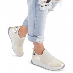 Buty sportowe damskie Ideal Shoes X-9700 Białe. Białe buty sportowe damskie Ideal Shoes, bez wzorów, z tworzywa sztucznego, sportowe. Za 64,00 zł.