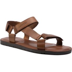Sandały LASOCKI FOR MEN - MB-CASCAIS-26 Brown. Pomarańczowe klapki męskie Lasocki For Men, ze skóry, bez zapięcia. Za 119,99 zł.