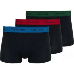 Calvin Klein bokserki męskie U2664G Low Rise Trunk 3pak S czarne. Czarne bokserki męskie Calvin Klein, bez wzorów, z bawełny. Za 179,00 zł.