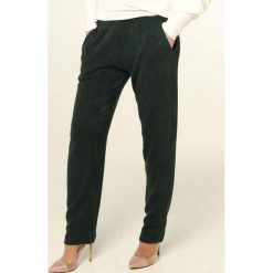 Spodnie w kolorze ciemnozielonym. Zielone spodnie damskie Bessa, Moonlight, xl. W wyprzedaży za 127,95 zł.