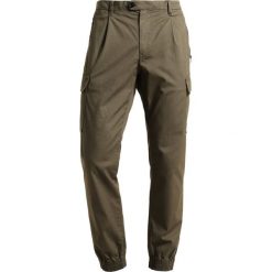 Bojówki męskie: Scotch & Soda BLAKE PLEATED Bojówki army