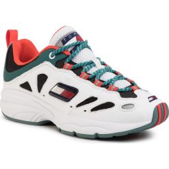 Sneakersy TOMMY JEANS - Heritage Retro Tommy Sneaker EM0EM00413 White YBS. Białe sneakersy męskie Tommy Jeans, bez zapięcia. W wyprzedaży za 379,00 zł.