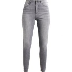Vero Moda VMSOPHIA Jeans Skinny Fit light grey denim. Szare rurki damskie Vero Moda. Za 159,00 zł.