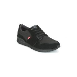 Buty Levis NY RUNNER II. Czarne trampki męskie marki Levi's®, bez wzorów, bez zapięcia. Za 263,20 zł.