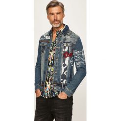 Desigual - Kurtka jeansowa. Niebieskie płaszcze męskie Desigual, xl, bez wzorów, z bawełny, krótkie, bez kaptura. Za 599,90 zł.