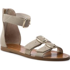 Sandały PATRIZIA PEPE - 2V8740/A5B3-B645 Moon Sand. Brązowe klapki damskie Patrizia Pepe, bez wzorów, ze skóry, bez obcasa. W wyprzedaży za 529,00 zł.