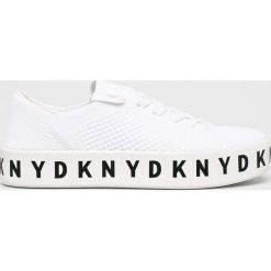 Dkny - Buty Banson - Lace Up Pla. Białe buty sportowe damskie DKNY, bez wzorów, z gumy, sportowe. W wyprzedaży za 439,90 zł.