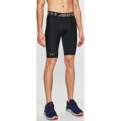 Under Armour - Szorty. Czarne spodenki sportowe męskie marki Under Armour, s, z elastanu, sportowe. Za 129,90 zł.