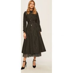 Red Valentino - Płaszcz. Czarne kurtki damskie Red Valentino, w paski, z poliesteru. Za 3799,00 zł.