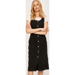 Levi's - Sukienka. Czarne sukienki damskie Levi's®, na co dzień, s, bez wzorów, z bawełny, casualowe, z okrągłym kołnierzem, bez rękawów, mini, proste. W wyprzedaży za 289,90 zł.