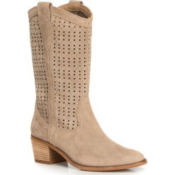 Buty damskie. Kozaki damskie Wittchen, ze skóry, eleganckie, na wysokim obcasie, bez zapięcia. Za 649,90 zł.