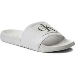 Klapki CALVIN KLEIN JEANS - Vital S0548 White. Białe klapki męskie marki Calvin Klein Jeans, bez wzorów, z jeansu. W wyprzedaży za 209,00 zł.