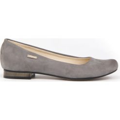 Klasyczne baleriny na obcasie - skóra naturalna - model 008 - kolor grafitowy. Szare baleriny damskie Zapato, bez wzorów, ze skóry, eleganckie, na niskim obcasie, na obcasie. Za 299,00 zł.