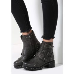 Ciemnoszare Botki I Got You Babe. Szare workery damskie Inny, militarne, za kostkę, bez obcasa, na obcasie, z paskami. Za 79,99 zł.