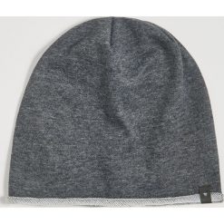 Gładka czapka - Szary. Szare czapki damskie Sinsay, bez wzorów. W wyprzedaży za 4,99 zł.