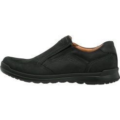 Ecco HOWELL Półbuty wsuwane black. Czarne półbuty męskie marki ecco, bez wzorów, ze skóry, bez zapięcia. Za 599,00 zł.