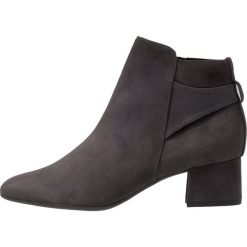 Peter Kaiser TAMARA Ankle boot carbon. Czarne botki damskie marki Peter Kaiser, z materiału. Za 759,00 zł.