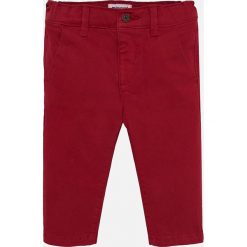 Mayoral - Spodnie dziecięce 80-98 cm. Czerwone spodnie chłopięce Mayoral, bez wzorów, z elastanu, casualowe. Za 78,90 zł.